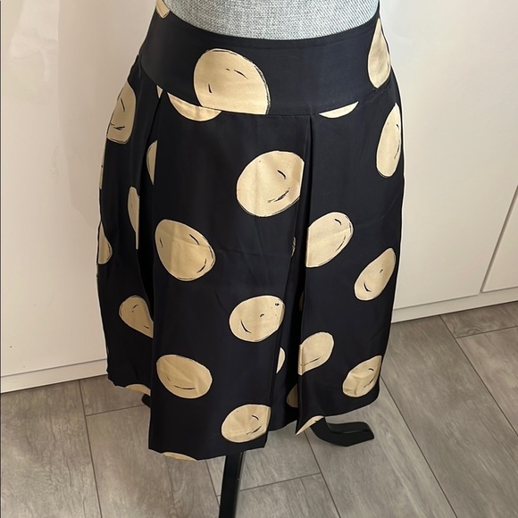 Kate Spade NWOT Silk Skirt Black Beige Polka Dot A-Line, Size 8 - Picture 7 of 10